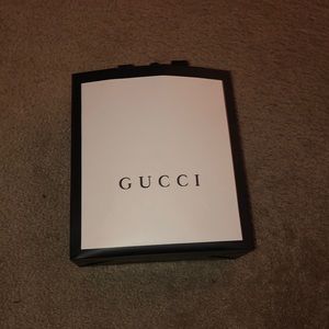 Gucci shopping bag